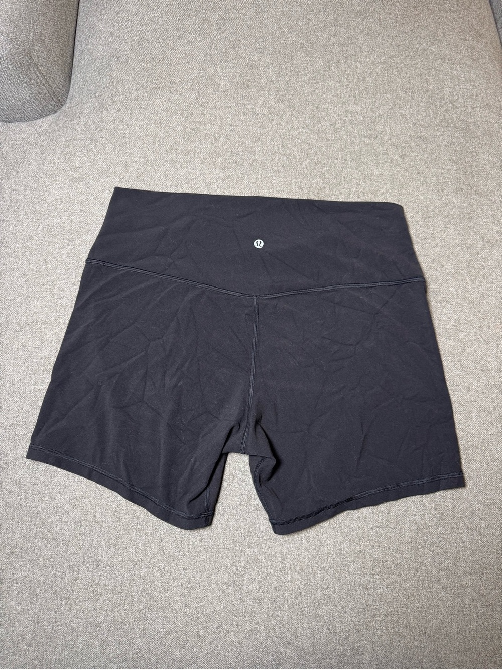 Lululemon Black High Rise Biker Shorts Size 16
